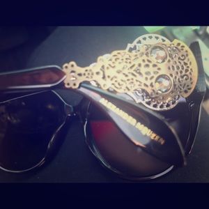 SUNGLASSES !!! Alexander McQueen !♥️❤️♥️❤️♥️❤️